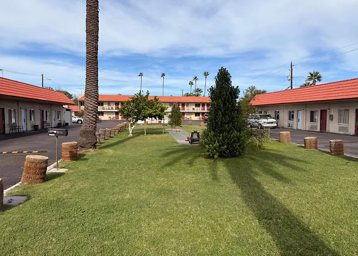 Hotel Del Rio O Near Downtown