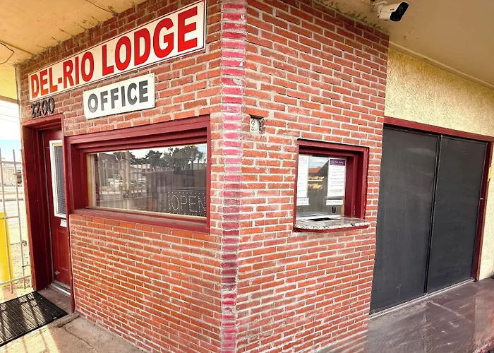 Hotel Del Rio O Near Downtown Mesa